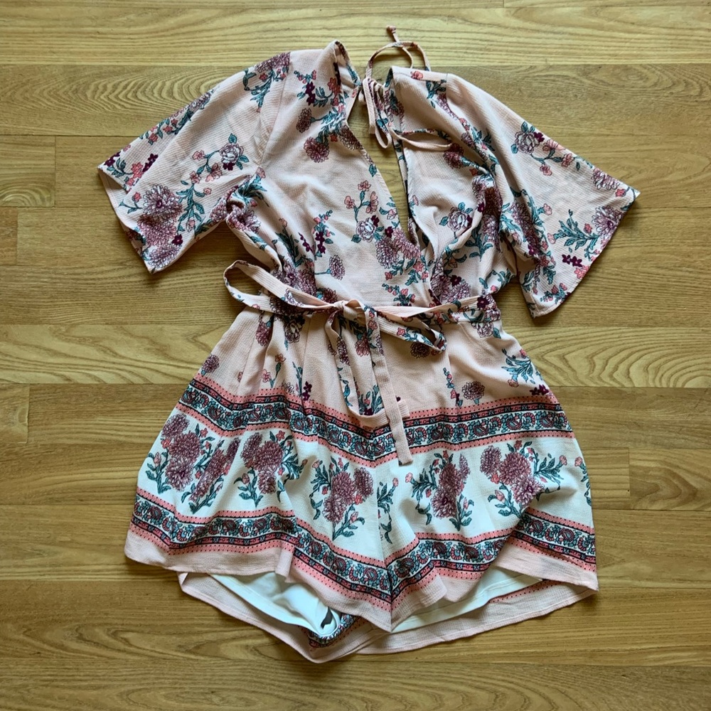 Trixxi Clothing company pink floral romper. Size XL